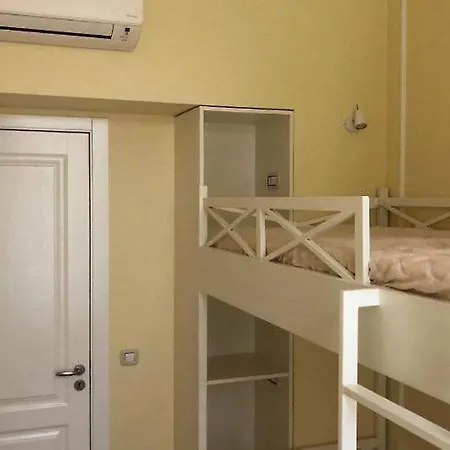 Top Center Luxury Apartment *